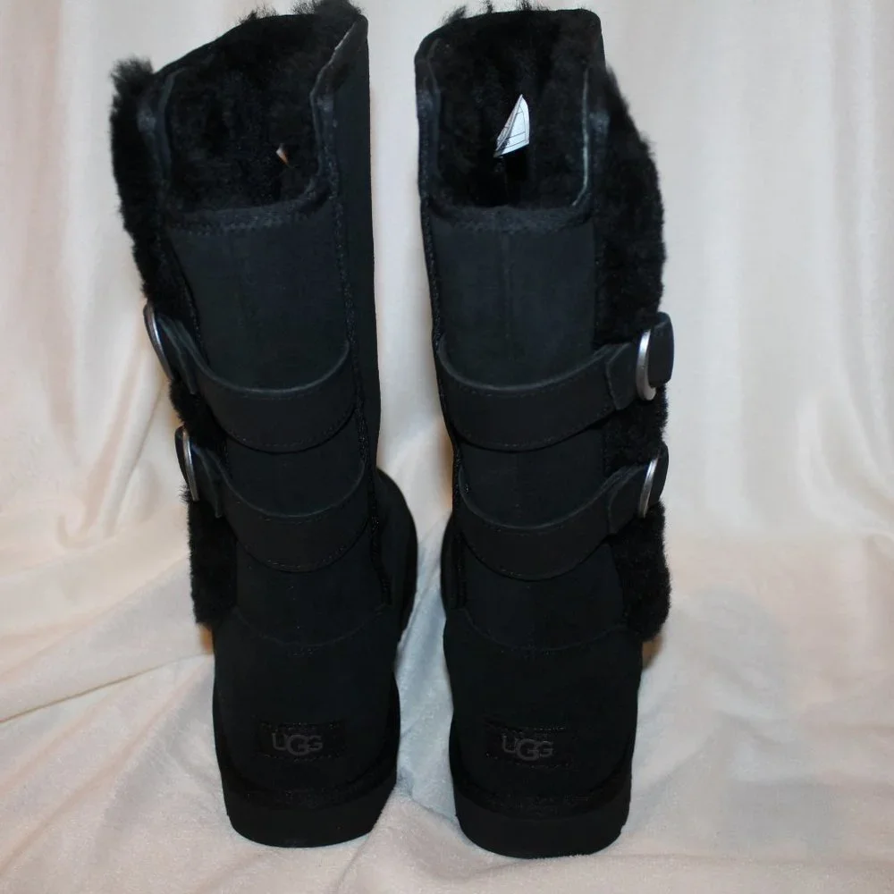NIB UGG‎ WOMEN'S TALL MOTO  SUEDE SPILL SEAM SHEARLING BUCKLE BOOTS BLACK